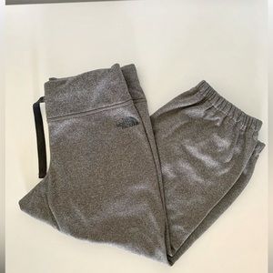 The North Face XS women’s cropped jogger